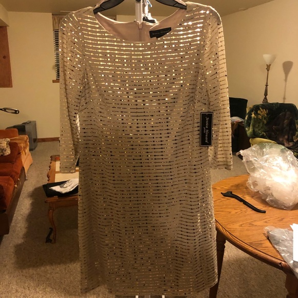 Jessica Howard - Picture 1 of 2